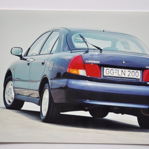 Grote Foto Mitsubishi 1800 GLS (autopers foto foto motorbedrijf luxe dealer brochure print poster Japanse sedan carisma)