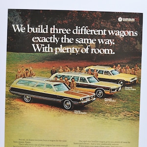 Grote autoadvertentie 1972 Plymouth Wagons (motorbedrijf chrysler oude klassieke fotoadvertentie onderdelen gedrukte brochure belvedere dappere barracuda)