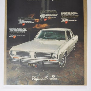 Grande pubblicità per auto 1968 Plymouth Valiant (azienda automobilistica Chrysler vecchia pubblicità fotografica classica parti brochure stampata Belvedere Barracuda Fury)