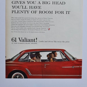 Grande pubblicità per auto 1961 Plymouth Valiant (azienda automobilistica Chrysler vecchia pubblicità fotografica classica parti brochure stampata Belvedere Fury Barracuda)