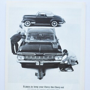 Grande pubblicità per auto Chevrolet decappottabile del 1940 / Chevrolet del 1962 (pubblicità fotografica classica vecchia della GM General Motors Company, brochure stampata di ricambi)