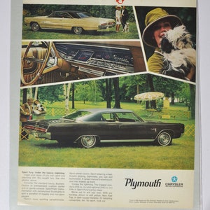 Grote autoadvertentie 1967 Plymouth Sport Fury (motorbedrijf chrysler oude klassieke fotoadvertentie onderdelen gedrukte brochure dealer VS Amerikaanse autosport)