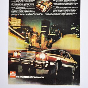 Auto-Werbung 1977 Dodge Ladegerät (motor company classic alte Foto-Werbung Teile Druckbroschüre amerikanischer Chrysler-Händler Autosport-Rennen)