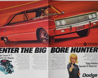 Autoadvertentie van 2 pagina's 1967 Dodge Coronet R/T met 440-Magnum (chrysler Motor Company klassieke oude fotoafdruk-advertentiebrochure dealer dealer)