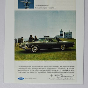Annonce pour voiture Lincoln Continental Coupé 1966 (ford motor company Mercury classic old vintage photo publicité pièces détachées brochure impression dealer usa)