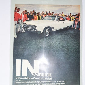 Grote autoadvertentie 1967 Buick Veldleeuwerik (general Motors Company GM oude vintage klassieke fotoadvertentie onderdelen print poster auto VS garage sport)