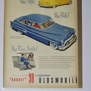 Pubblicità di un'auto di grandi dimensioni, Oldsmobile Ninety-Eight Holiday Sedan (pubblicità fotografica classica della società GM, parte di una brochure stampata del concessionario Olds del 1998 Rocket, USA)