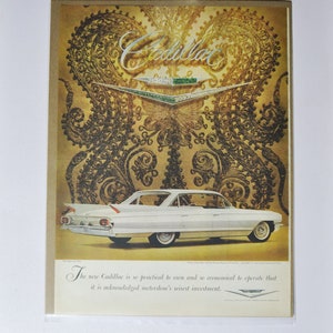 Grote autoadvertentie Cadillac Sedan de Ville deVille (klassieke oude fotoadvertentie-onderdelenbrochure van motorbedrijf GM General Motors-dealer)