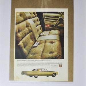 Grote autoadvertentie 1968 Cadillac Fleetwood Brougham interieur / Sedan deVille (autobedrijf klassieke oude fotoadvertentie onderdelen gedrukte brochure)