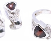 Ring Earring 14 Kt Set With 3.88 Cts Garnet And Diamonds