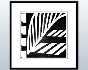 Self-printing download ~ "Kerch Bridge" ~ Hi fidelity and scalable lino-cut style. Print and display custom size wall art, greeting cards...