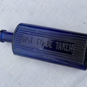 Einzigartige viktorianische Kobaltblau Poison &#39;Not To Be Taken&#39; Gift Flasche