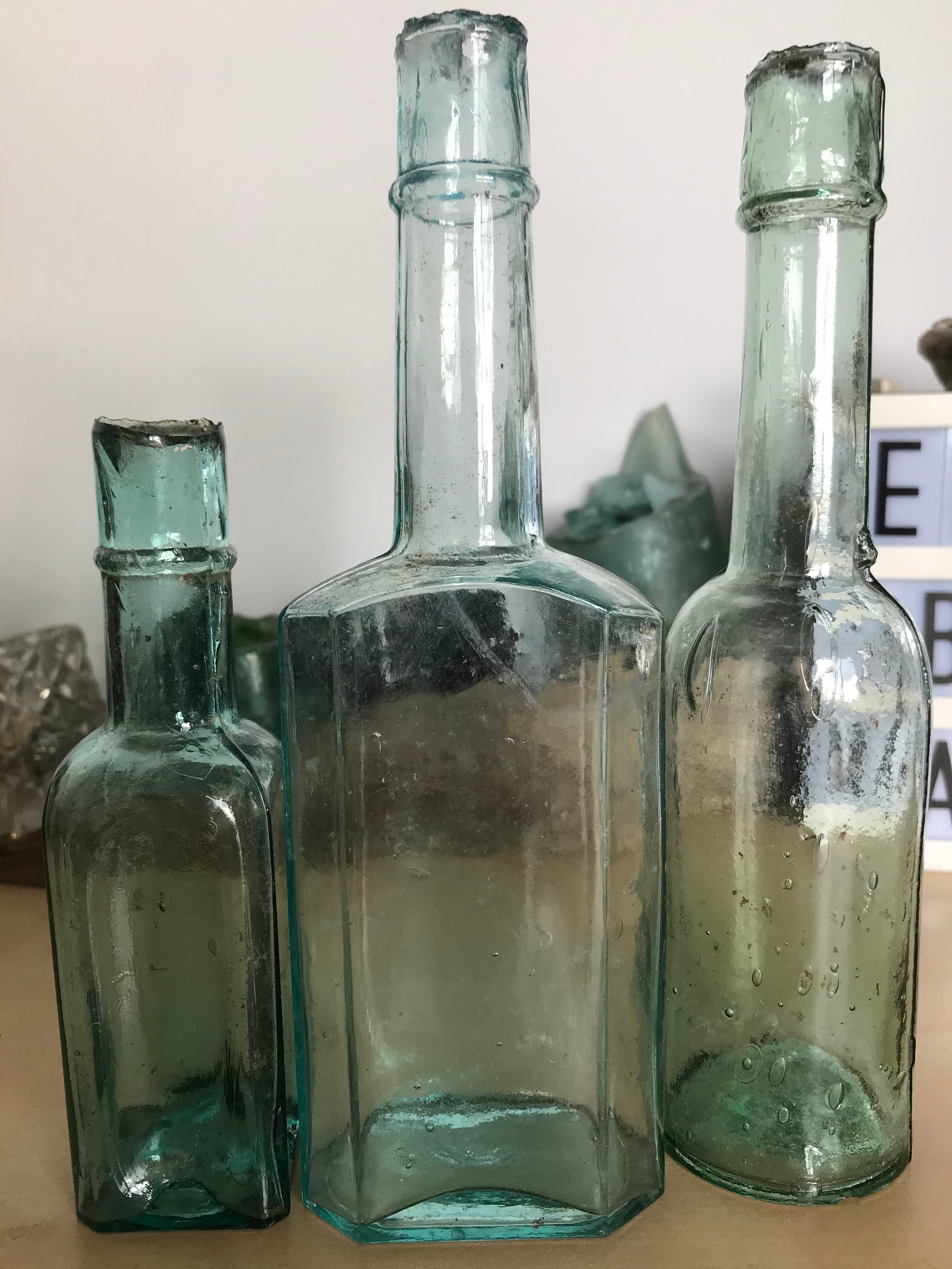 Tres botellas de salsa antiguas acuáticas diferentes Etsy