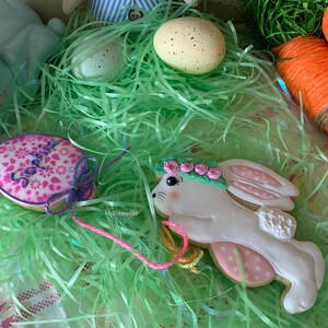 Easter Bunny & Balloon Cookie Set