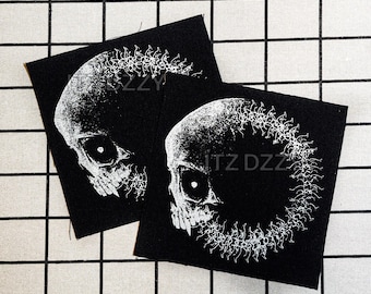ItzDzzy / Calavera Espinal Ouroboros / Parche de Tela para Coser - Negro