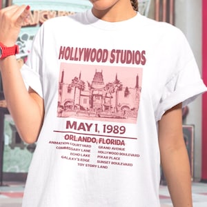 Hollywood Studios Retro World Tour Style T-Shirt
