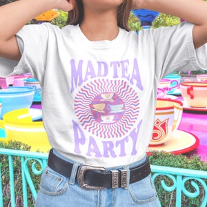 Mad Tea Party 70&#39;s Style T-Shirt
