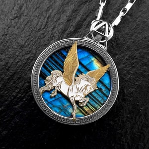 Colgante/collar de pegaso de oro y plata con piedra preciosa de labradorita, caballo alado de la mitología griega, constelación de Pegaso, joyería griega