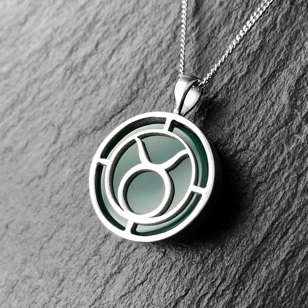 Taurus Sign Necklace with Green Agate Stone, Zodiac Jewelry, Taurus Birthday Gift, Astrology Necklace