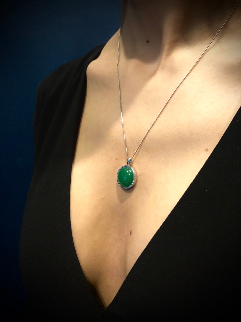 Virgo Sign Necklace With Green Jade Gemstone Zodiac Jewelry Etsy