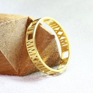 Custom roman numeral ring, 14k Solid gold , Dainty roman numerals ring , Graduation gift for her