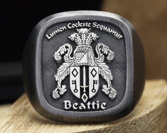 Family Crest Ring , Personalized Coat of Arms ring , Black heraldic ring , Gift for men , Large signet ring