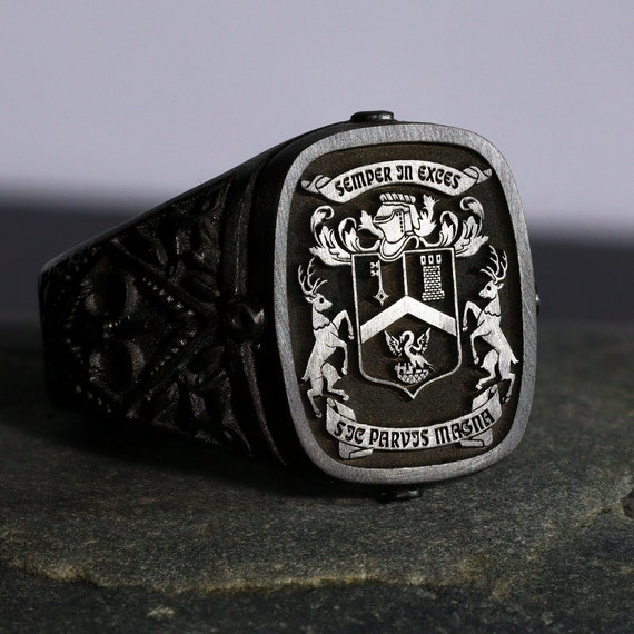 stainless steel family crest ring
