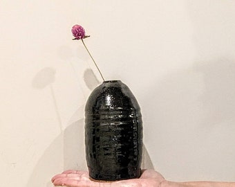 Speckled Black Stoneware Bud Vase: Modern Pottery Flower Vase