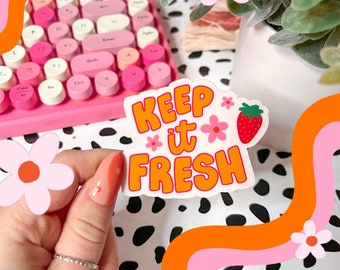 Keep it Fresh Strawberry Sticker // Pegatina impermeable // Pegatinas troqueladas // Pegatinas de botellas de agua // Pegatinas para portátiles // Pegatinas de citas