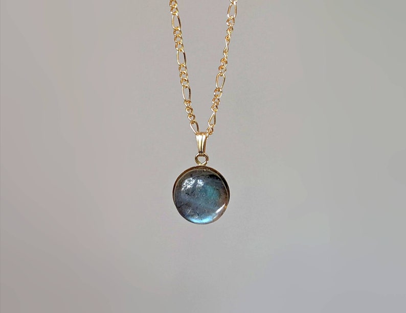 Gold Labradorite Necklace Labradorite Round Pendant Blue Flash Labradorite Pendant 14K Gemstone Necklace Natural Labradorite Necklace image 4