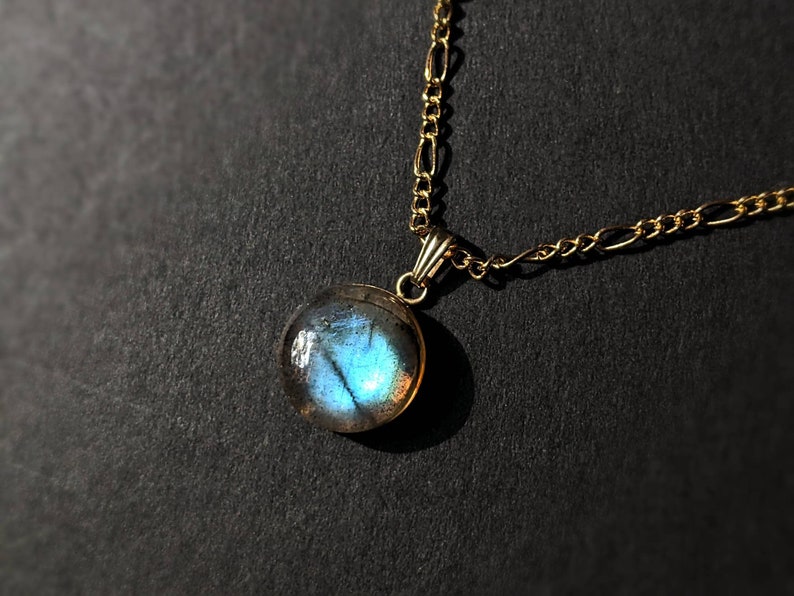 Gold Labradorite Necklace Labradorite Round Pendant Blue Flash Labradorite Pendant 14K Gemstone Necklace Natural Labradorite Necklace image 3