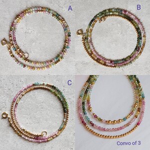 以下が含まれることがあります： 3つの繊細なネックレスのコレクション。各ネックレスは、小さくカラフルな宝石と金色のビーズが特徴です。ネックレスは円形に配置され、それぞれに留め金が見えます。画像には「Convo of 3」とラベルが付けられています。