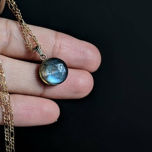 Gold Labradorite Necklace Labradorite Round Pendant Blue Flash Labradorite Pendant 14K Gemstone Necklace Natural Labradorite Necklace image 2