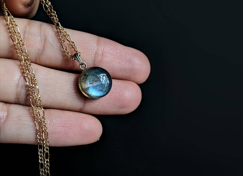 Gold Labradorite Necklace Labradorite Round Pendant Blue Flash Labradorite Pendant 14K Gemstone Necklace Natural Labradorite Necklace image 2