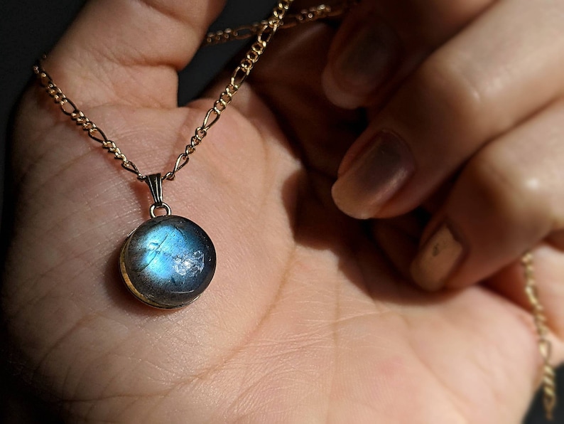 Gold Labradorite Necklace Labradorite Round Pendant Blue Flash Labradorite Pendant 14K Gemstone Necklace Natural Labradorite Necklace image 5