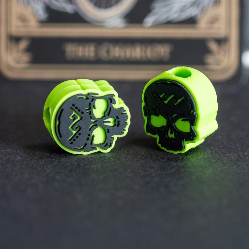 PaganEDC Cuenta de calavera, Cuenta de cordón de paracord de PVC para equipo EDC Green/black skull