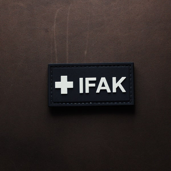 Parche táctico de PVC para moral, kit individual de primeros auxilios (IFAK).