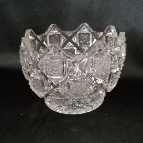 EAPG Westmoreland Glass Old Quilt or Bridle Rosette Candy Bowl