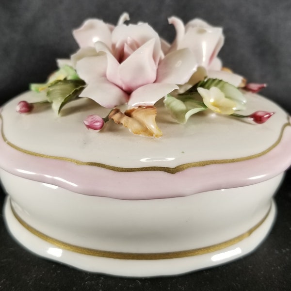 Vintage Capodimonte Porcelain Carlo Savastano Roses Powder Box