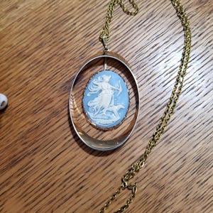 Vintage Jasperware Style Pendant Necklace