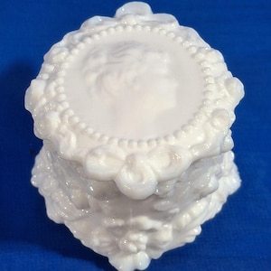 Fostoria Jenny Lind Milk Glass - Etsy display picture 1