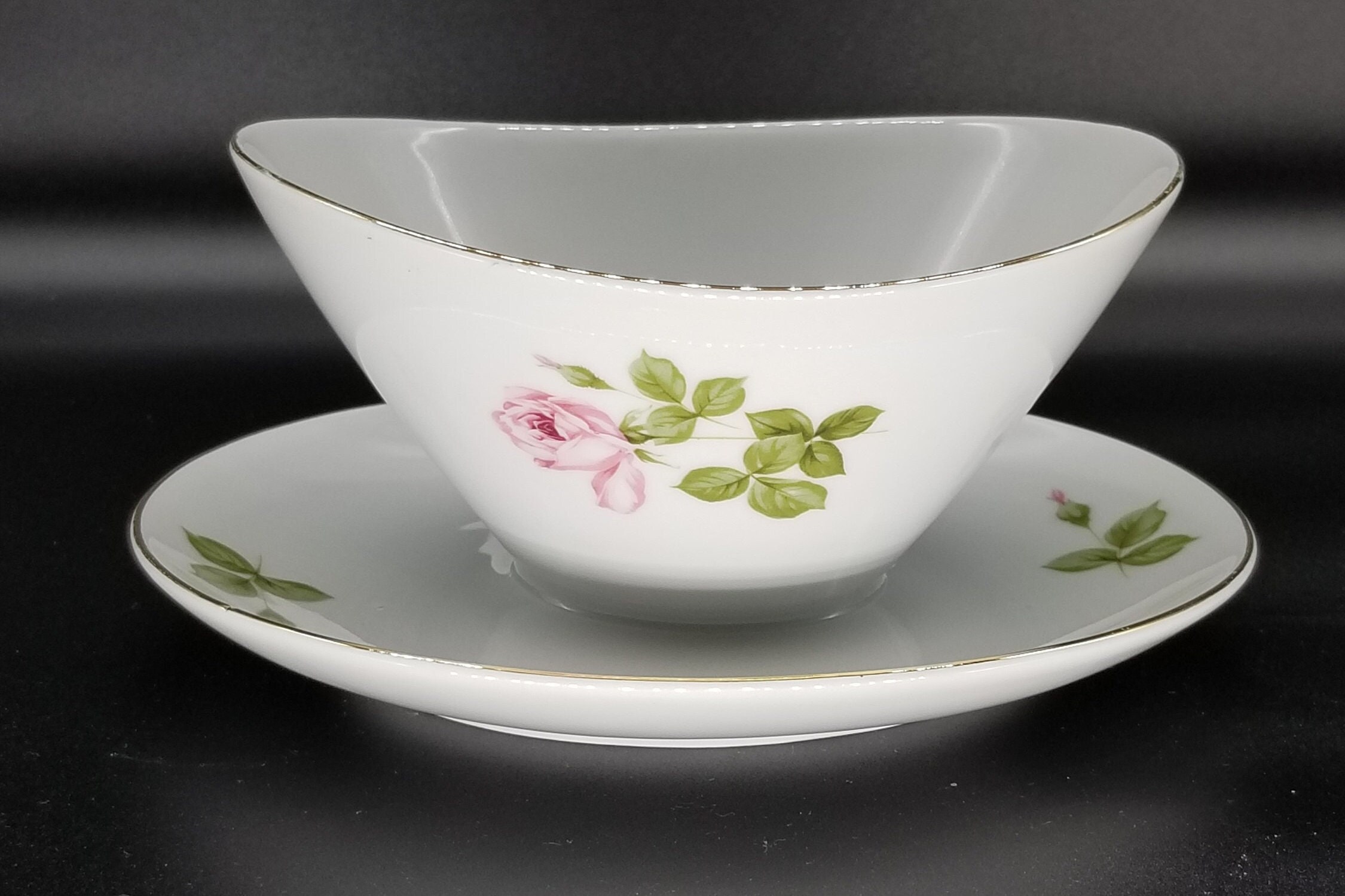 Vintage Z & Co. Tirschenreuth Bavaria Rose Gravy Boat With