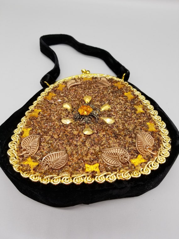 Vintage Velvet Handbag Purse decorated with Beads… - image 3