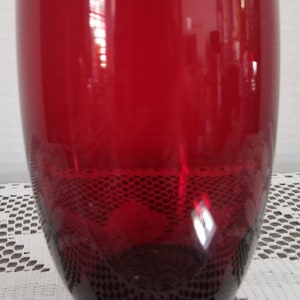 Vintage Anchor Hocking Royal Ruby Baltic 10 oz Glass Water Goblet