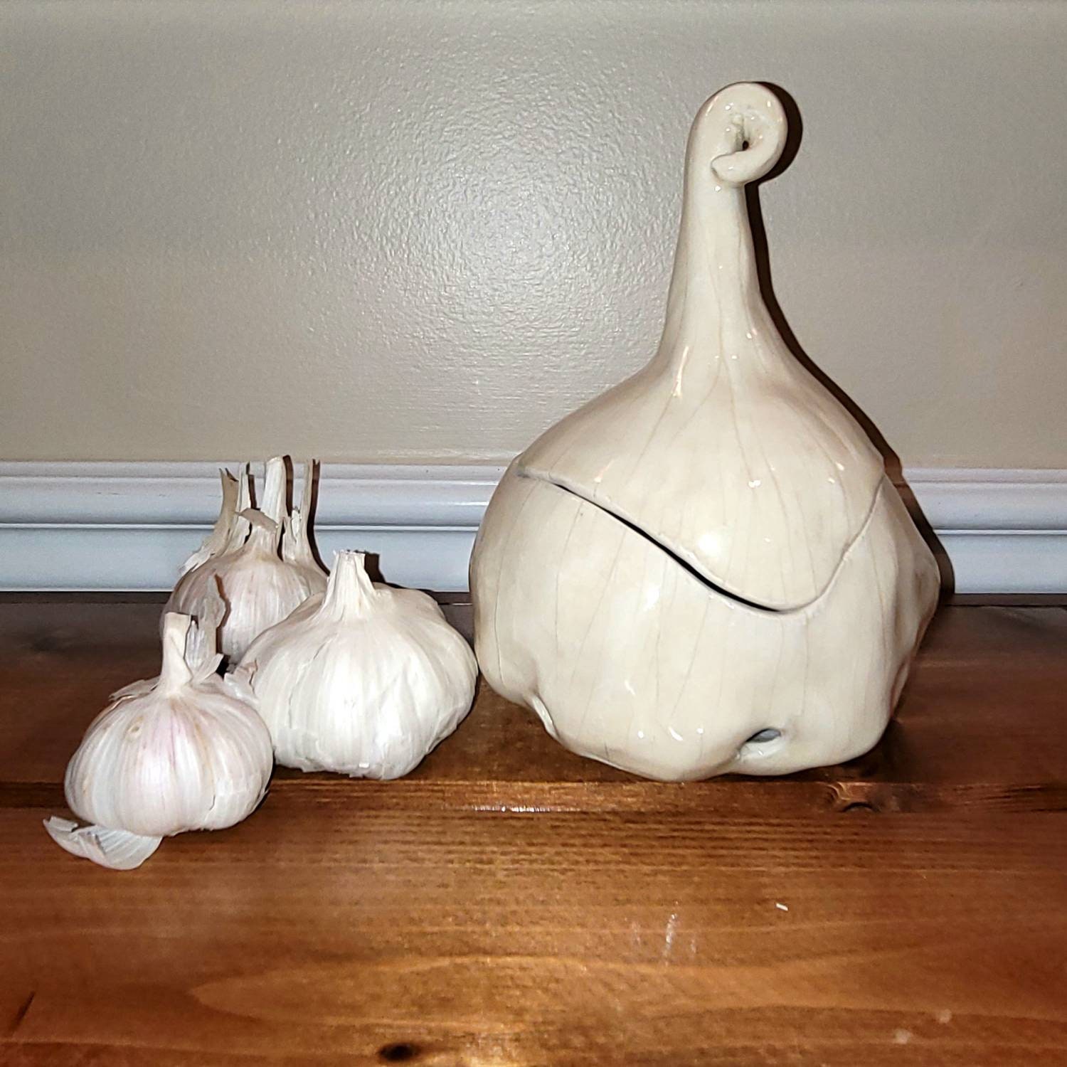 Garlic Keeper Ceramic Garlic Jar Container Ceramic Garlic Etsy