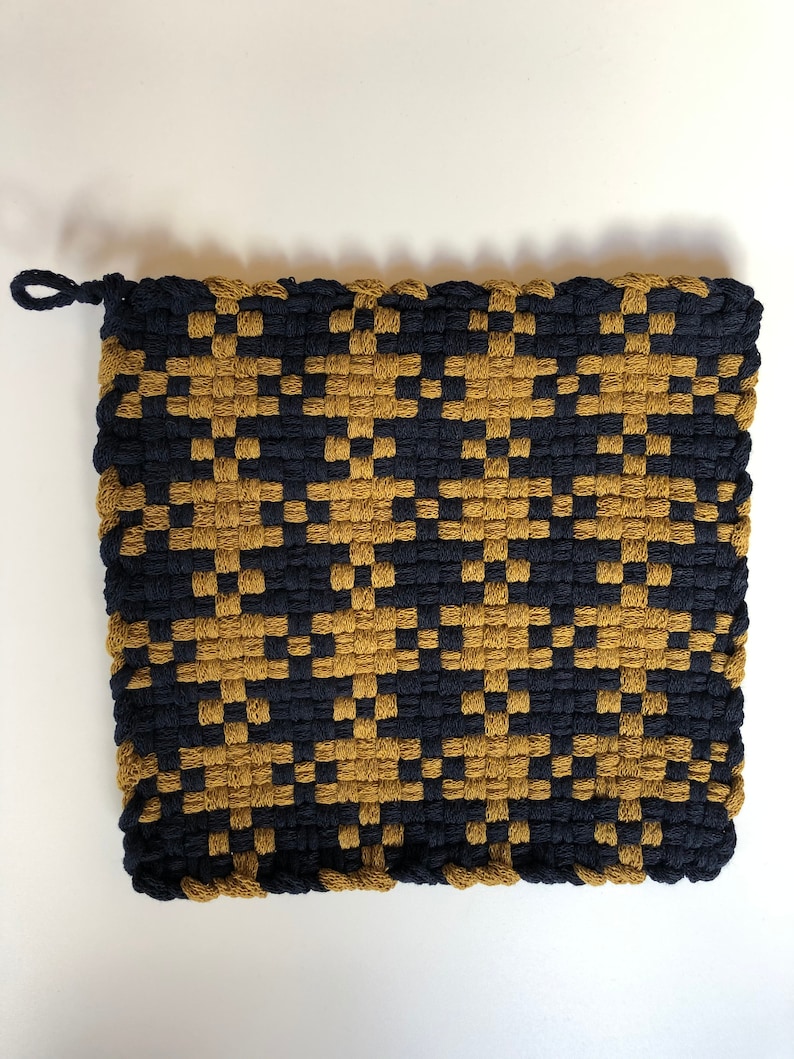 Dark navy ochre potholder