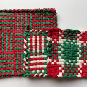 Holiday potholder set