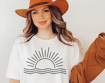 Ocean Sun Tee Nature Graphic Tshirt, Womens Summer Tee,Sunrise Shirt For Women Beachy Shirts,Sunset Sweatshirt,Boho Summer Tee