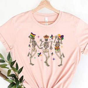 Mardi Gras Skeleton shirt,mardi gras party, Dancing Skeletons, gothic lover, Funny Mardi Gras, mardi gras outfit, Mardi Gras Shirt, beads