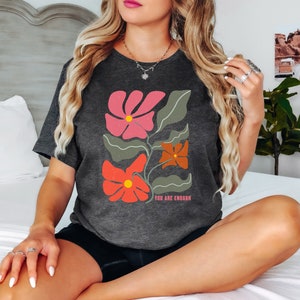 Flower Shirt, Gift For Her, Flower Shirt Aesthetic, Floral Graphic Tee, Floral Shirt, Flower T-shirt, Wild Flower Shirt, Wildflower T-shirt